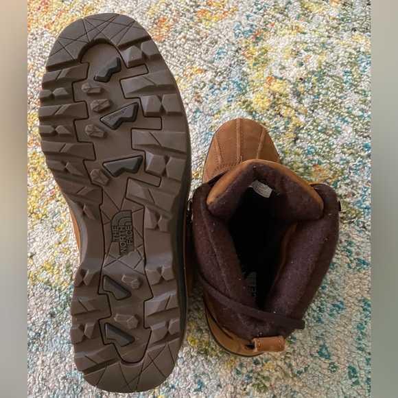 Men’s Ballard North Face boots - Picture 6 of 6